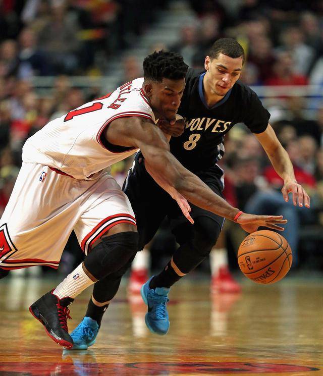 他们通过出 他们通过出