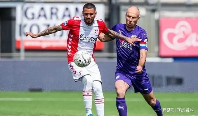 表现出色 表现出色