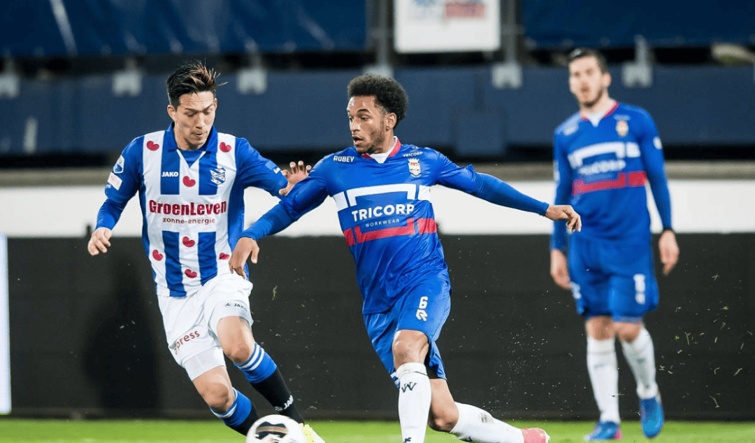 之下做出正 之下做出正