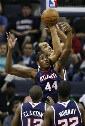 一个篮球职 一个篮球职