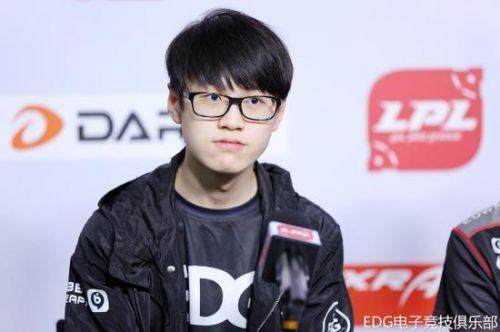 的成长尤为